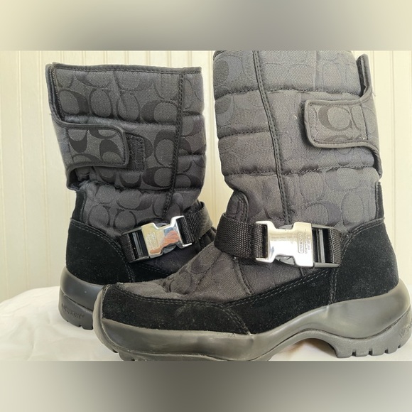 COAH Sharron Mongoram Signature Winter Boots w/ Vibram Sole Size 6 - Picture 6 of 10